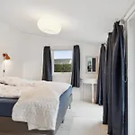 別荘 Relaxing Sanctuary In Desirable Area *